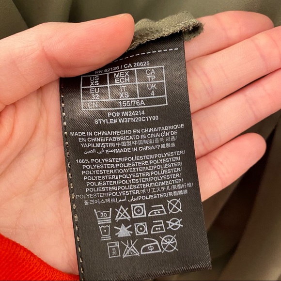 Guess jacket - Picture 3 of 3